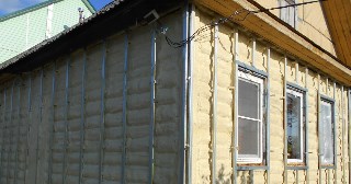 Утепление домов ППУ в Тихвине | ППуТхв – от 779 руб. за м²